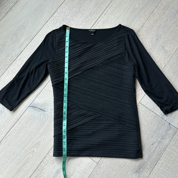 Ann Taylor ladies black top - Picture 5 of 7